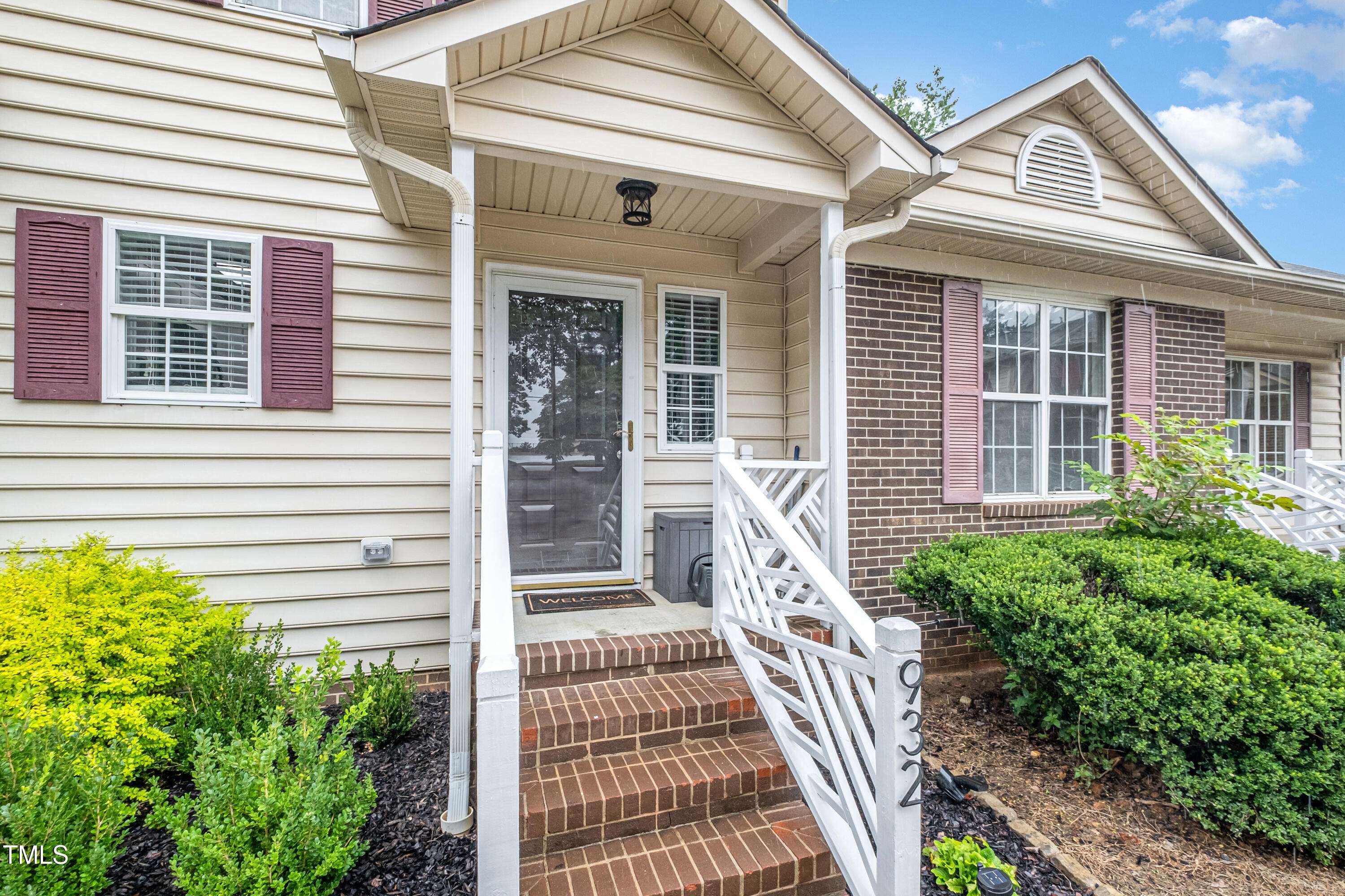 Mebane, NC 27302,932 S Fifth Street
