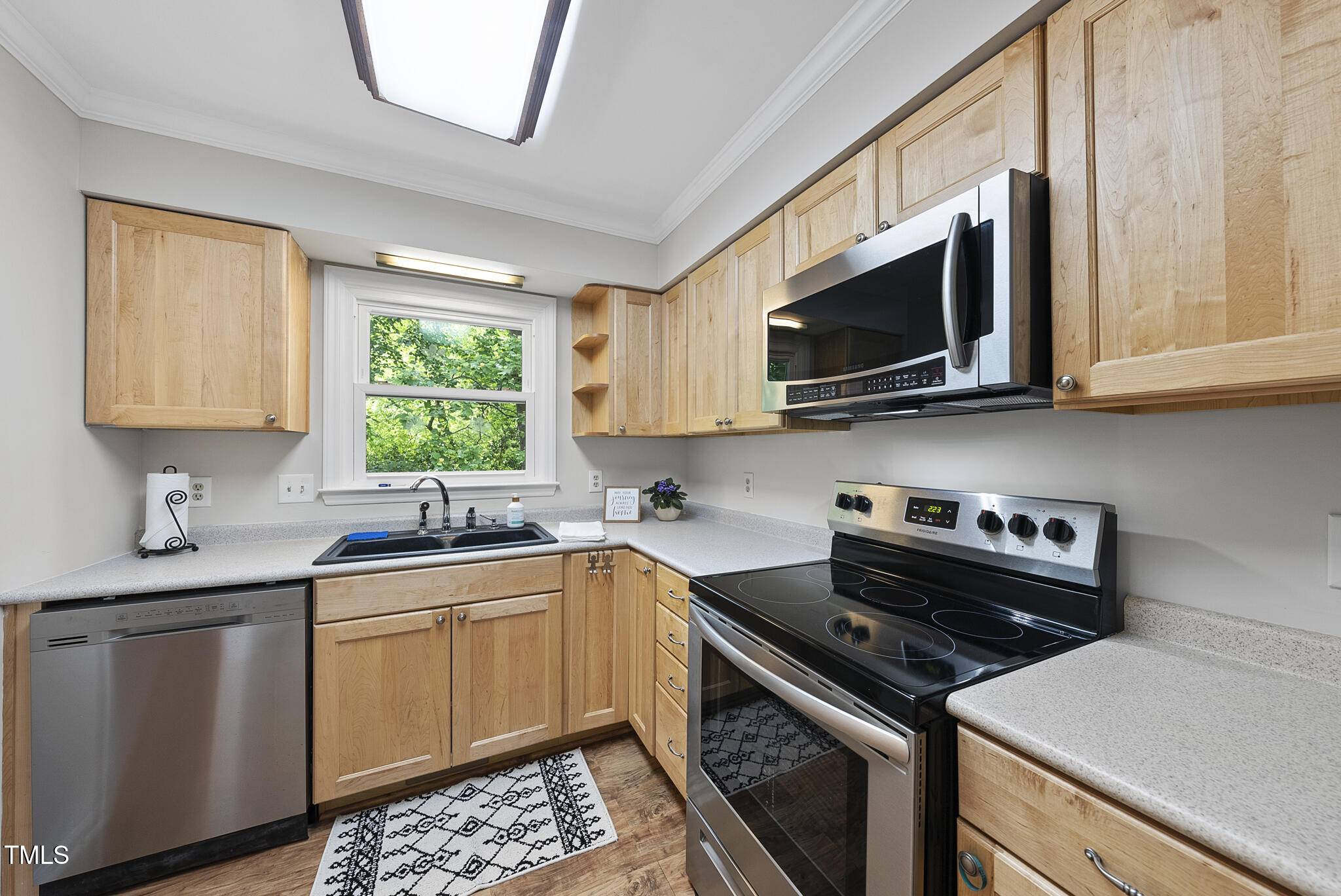 Garner, NC 27529,104 Farnham Court