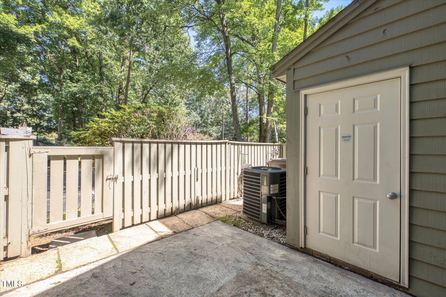 Cary, NC 27511,225 Twin Oaks Place