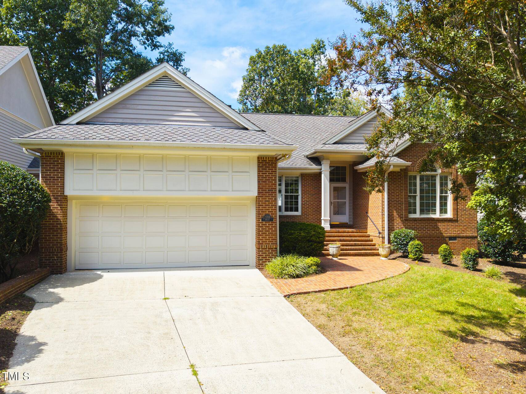 Chapel Hill, NC 27517,71005 Everard