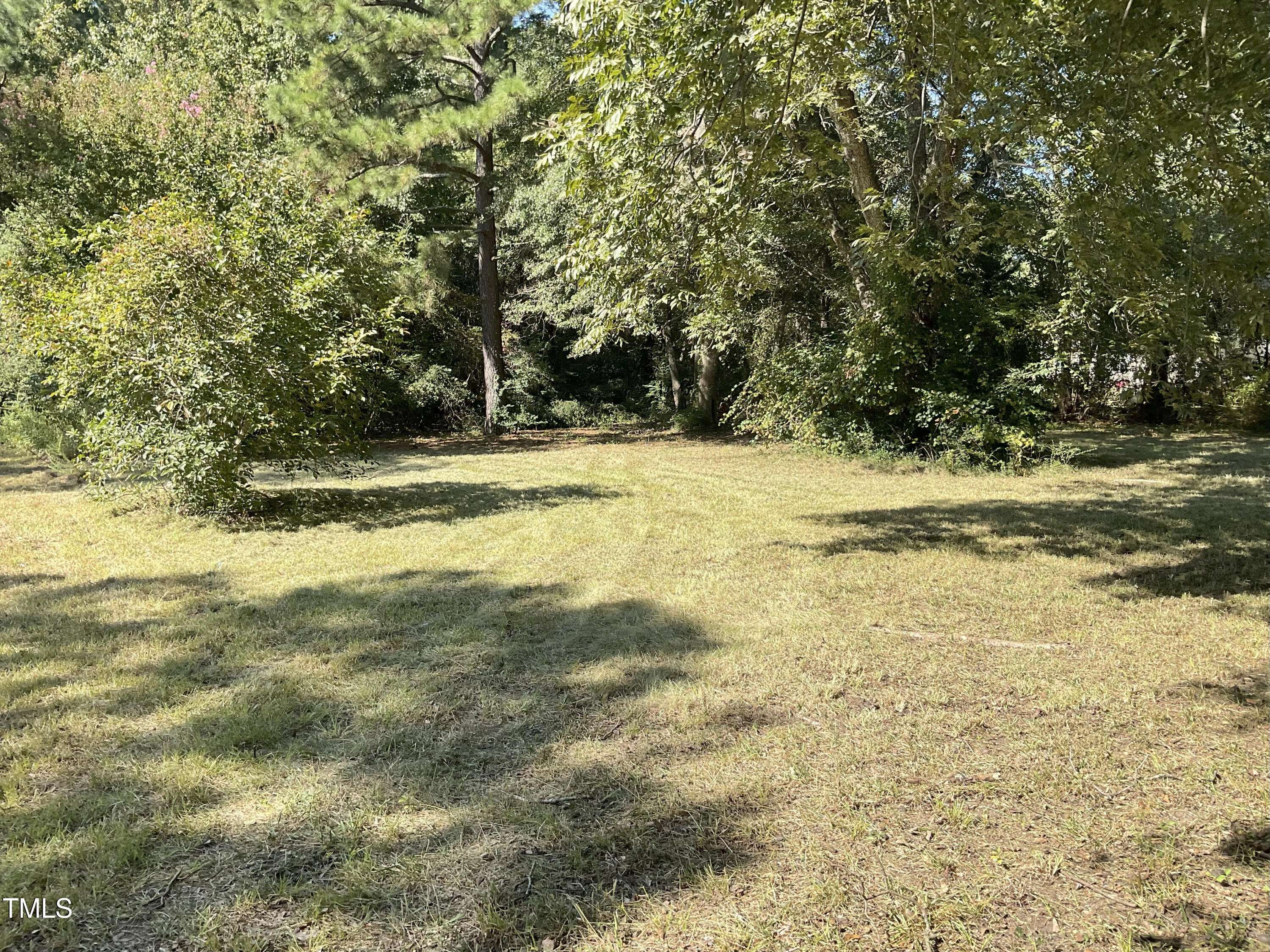 Coats, NC 27521,126 River Birch