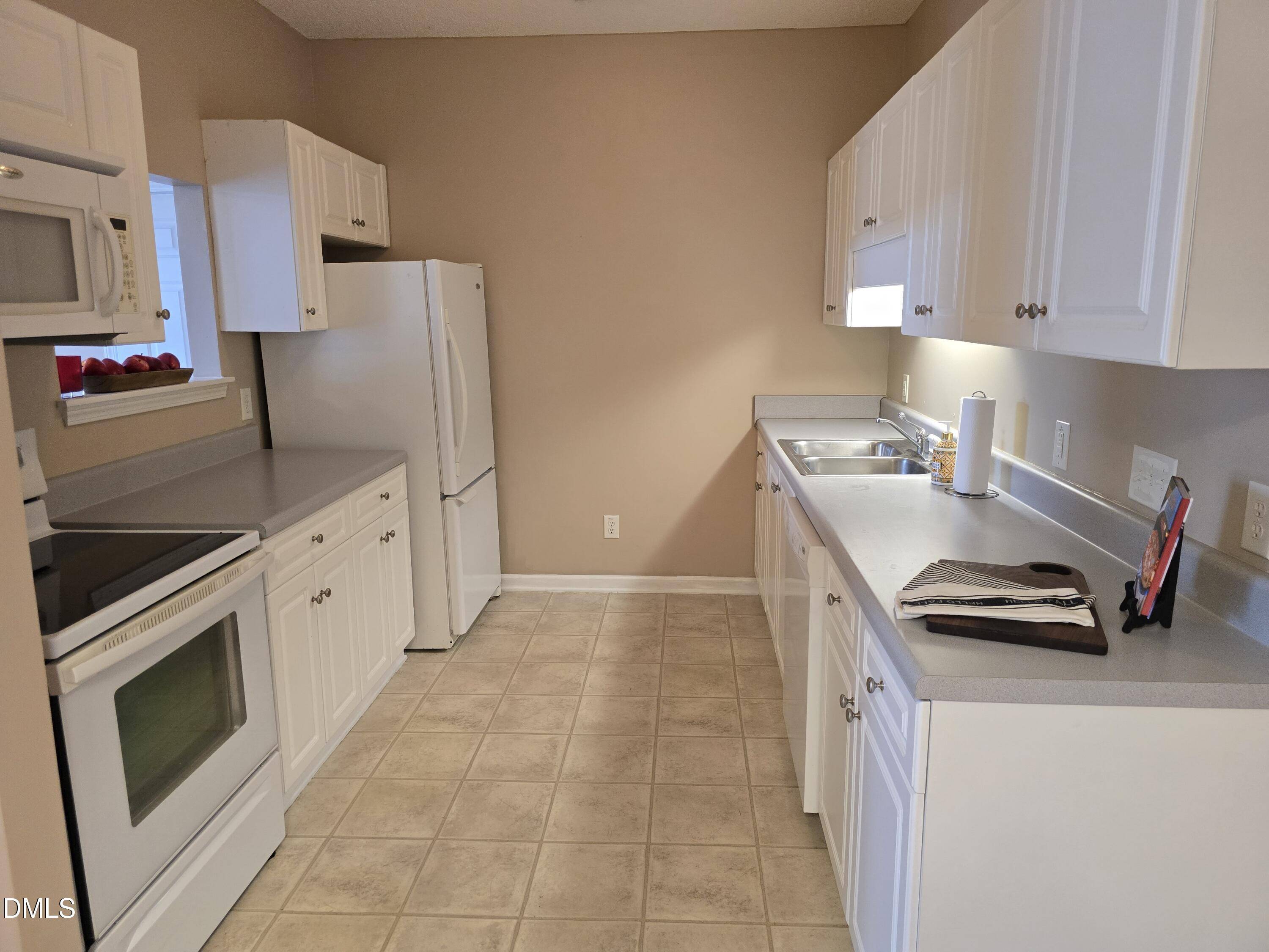 Burlington, NC 27215,3015 Winston Drive #112