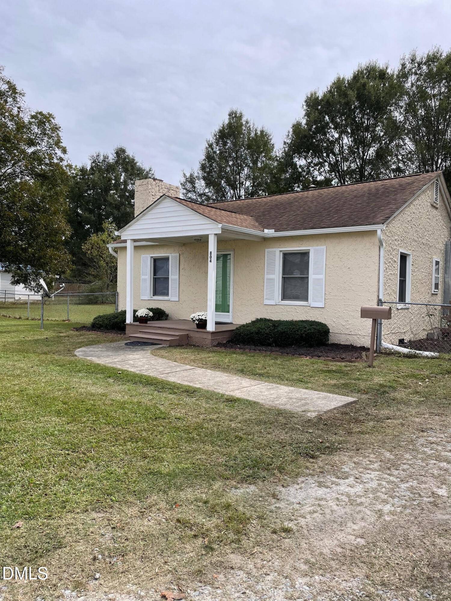 Selma, NC 27576,804 E Lizzie Street