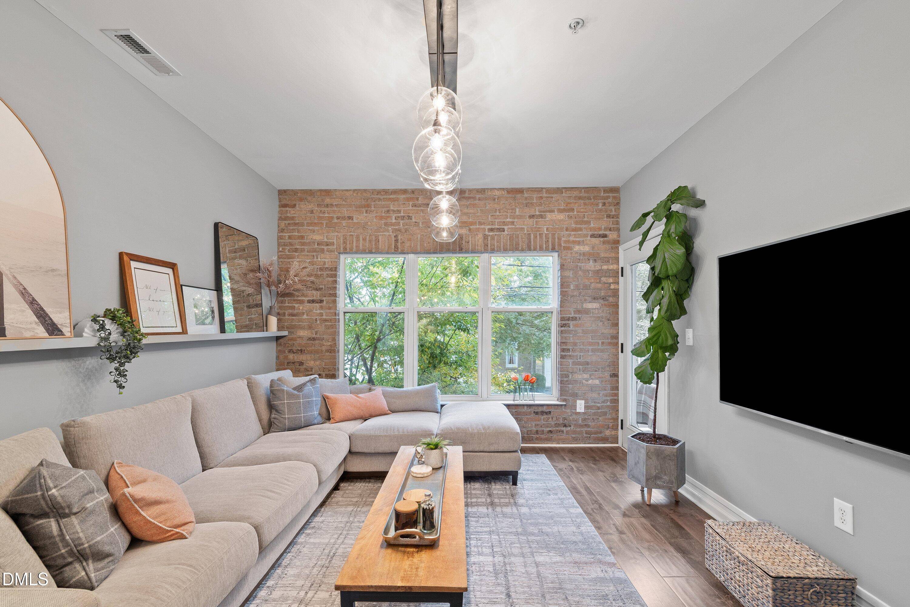 Raleigh, NC 27601,508 S Person Street #207