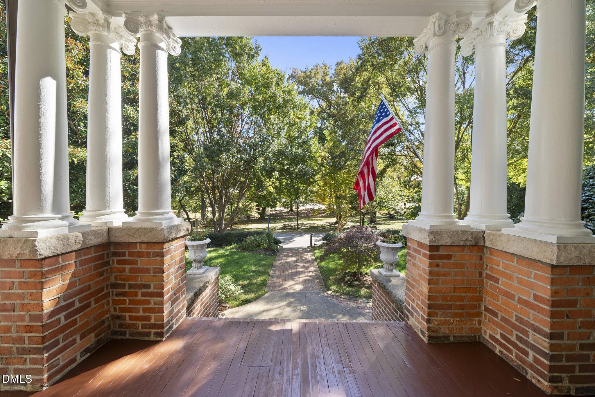 Raleigh, NC 27605,127 W Park Drive