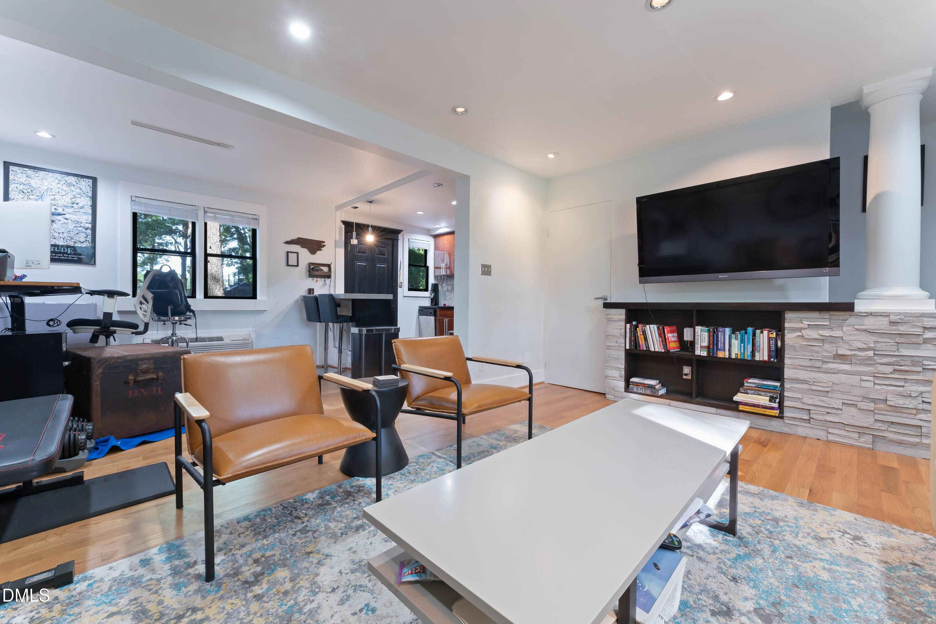 Raleigh, NC 27605,929 St Marys Street