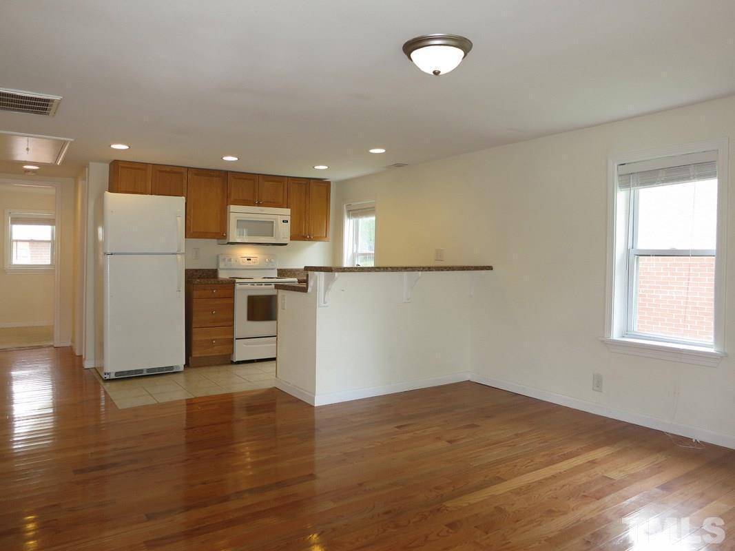 Chapel Hill, NC 27516,410 Sykes Street