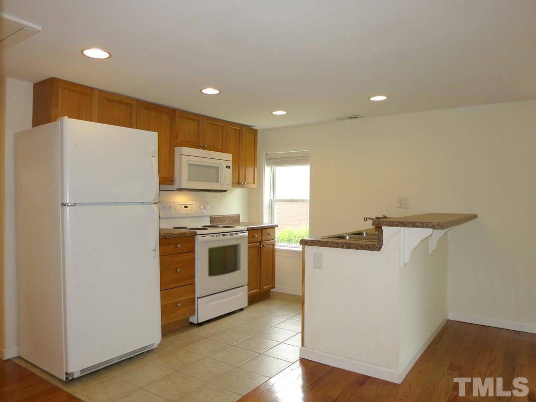 Chapel Hill, NC 27516,410 Sykes Street