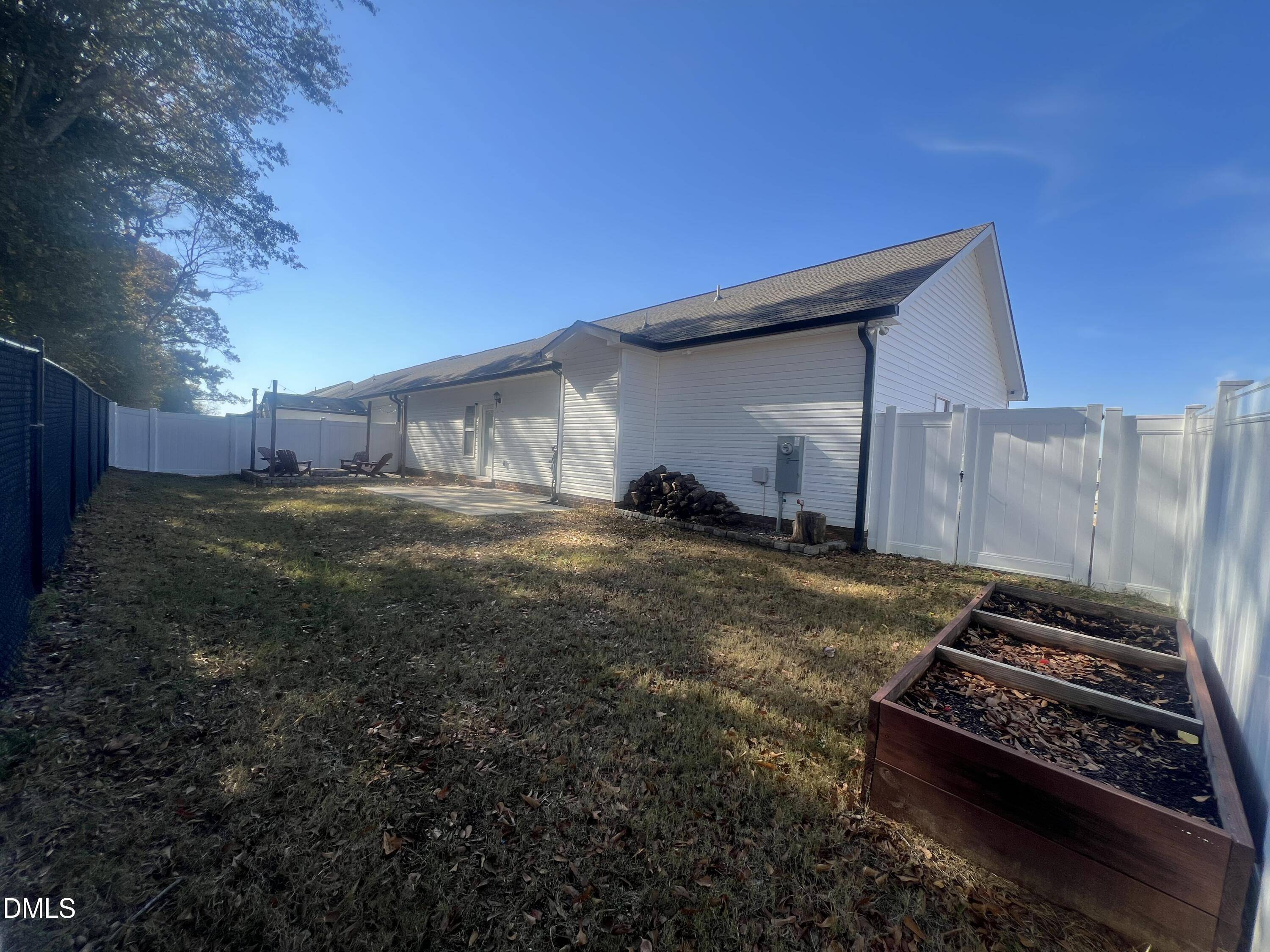 Four Oaks, NC 27524,35 Kevior Avenue