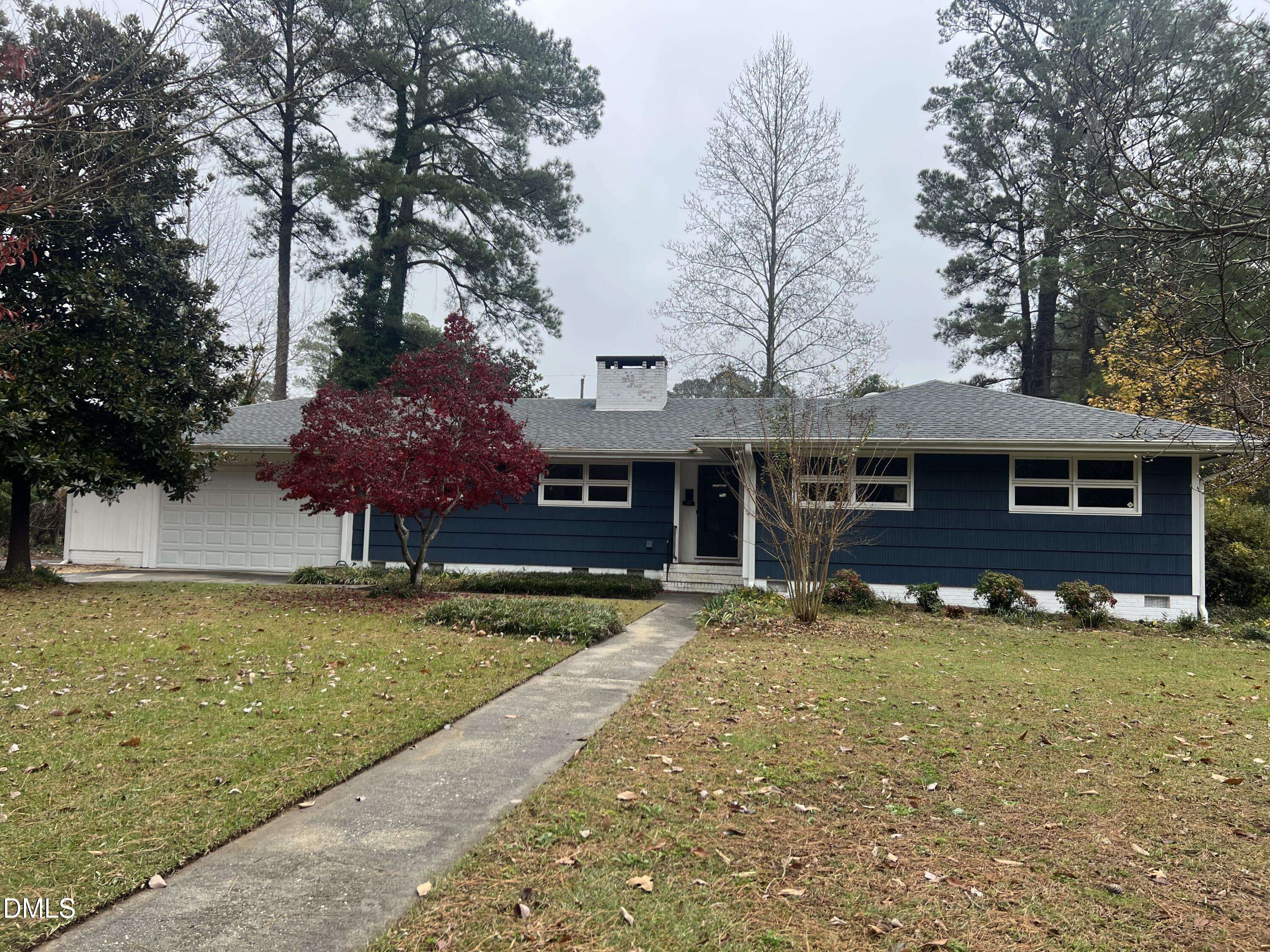 Smithfield, NC 27577,1117 S First Street