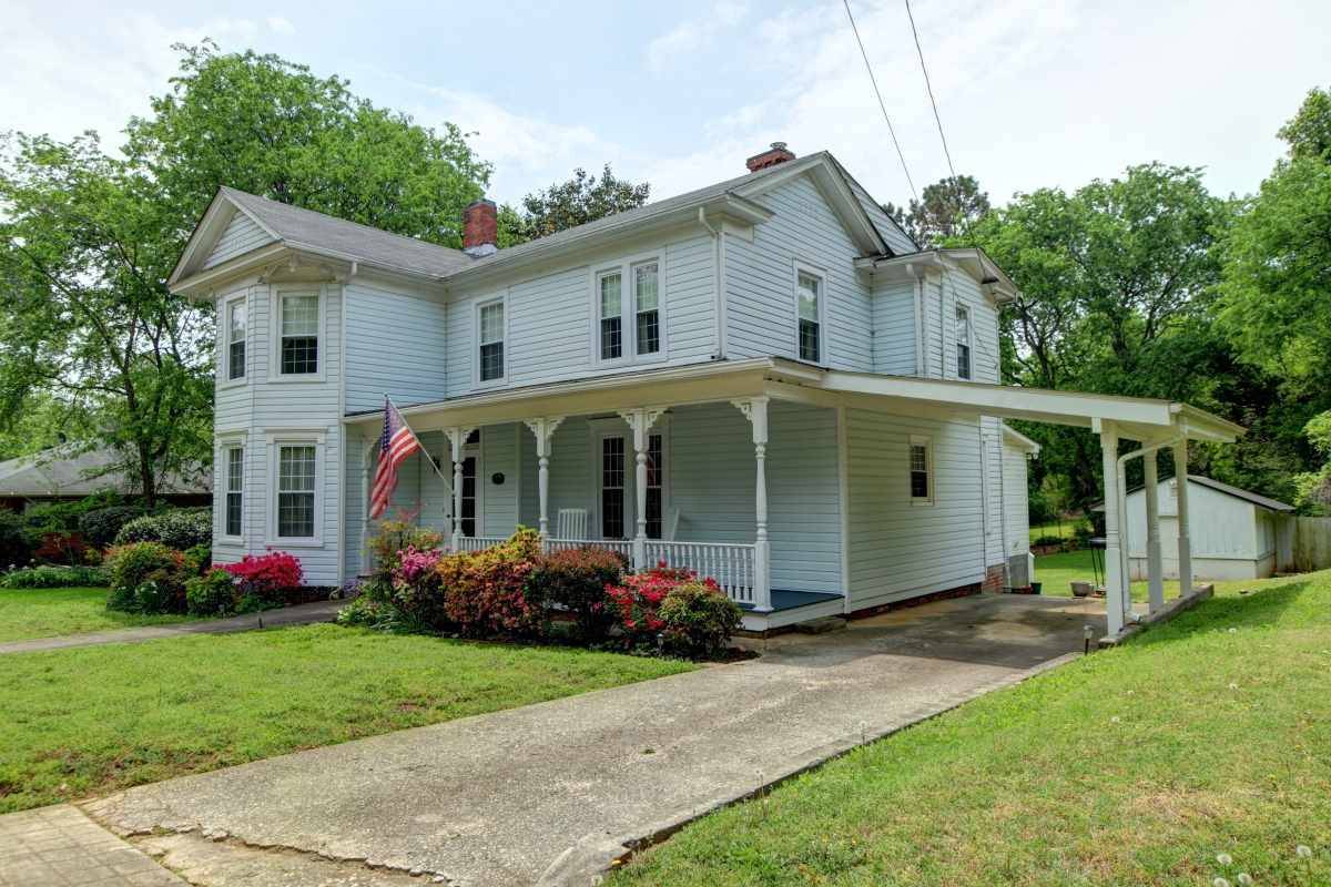 Clarksville, VA 23927,306 Fifth Street