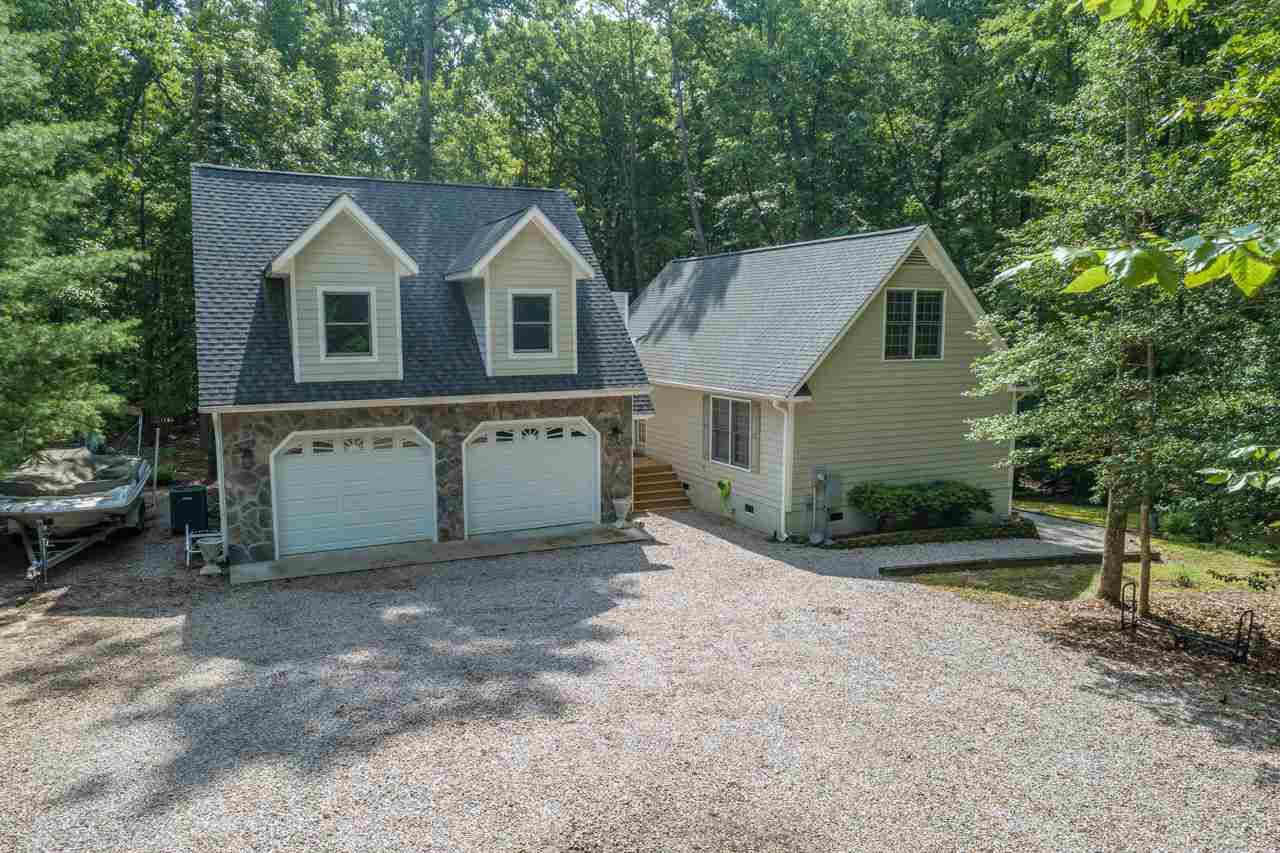 Clarksville, VA 23927,483 Dockside Drive