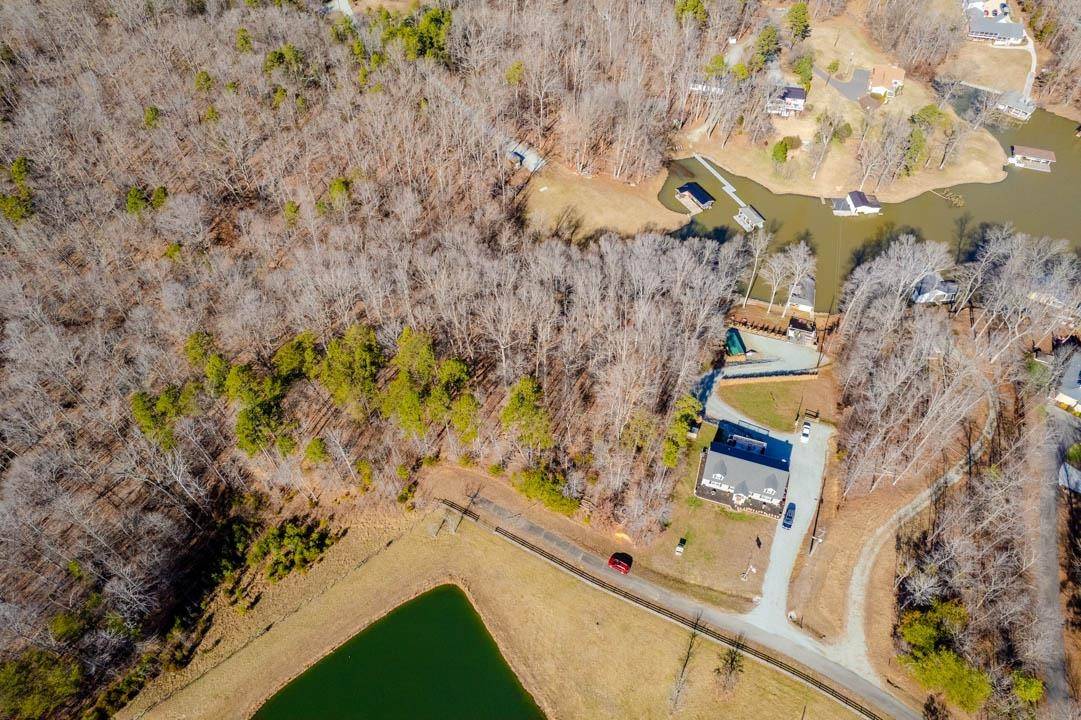 Leasburg, NC 27291,19 Whitetail Lane