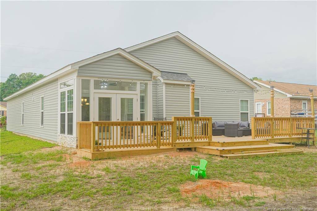 Raeford, NC 28376,810 N Jackson Street