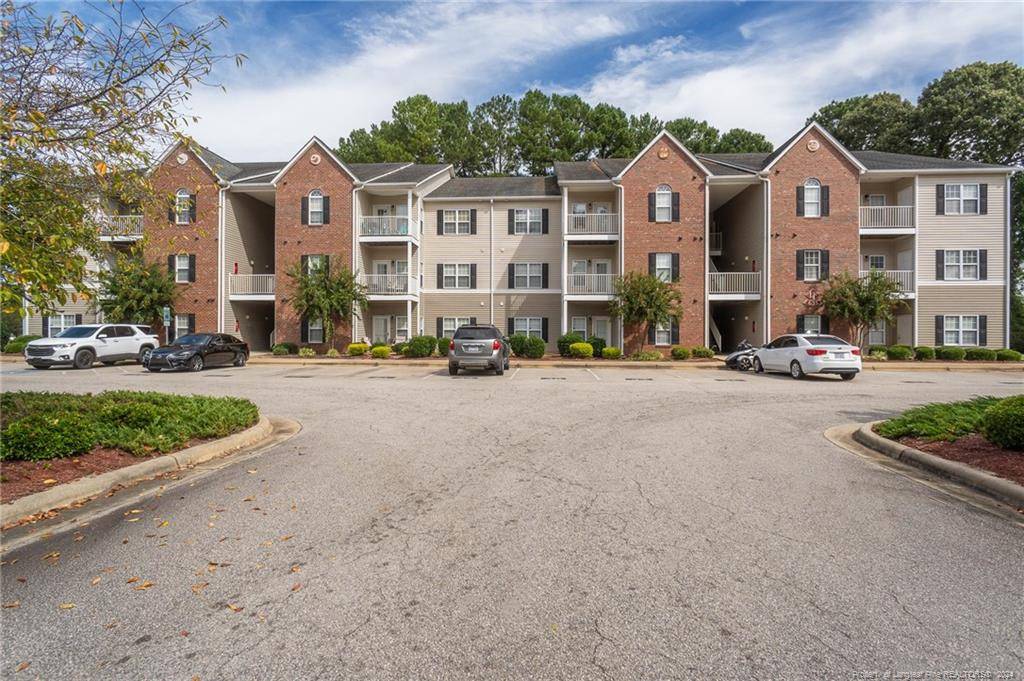 Fayetteville, NC 28314,635-305 Marshtree Lane #305