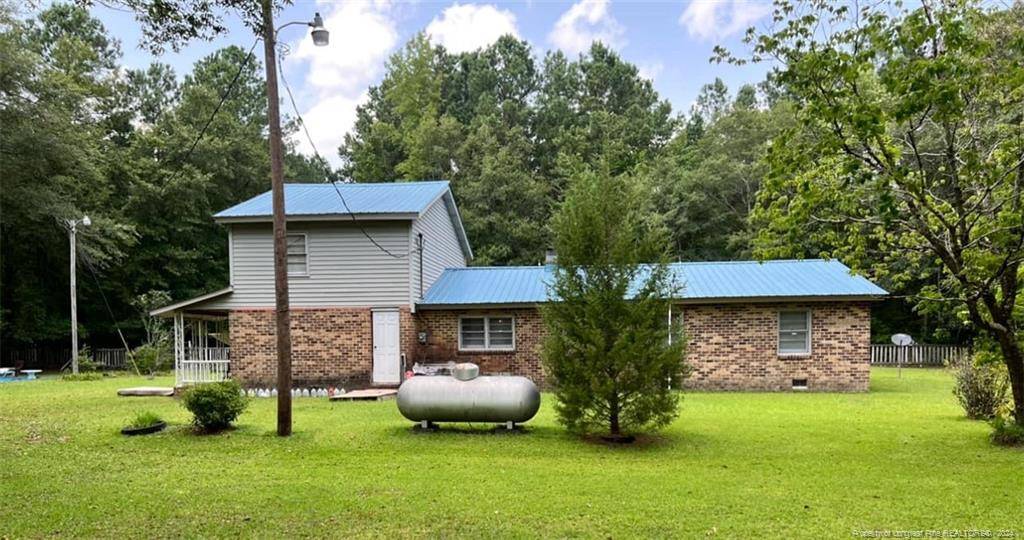 Maxton, NC 28364,191 Snoopy Road