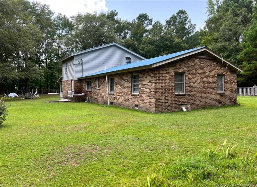 Maxton, NC 28364,191 Snoopy Road