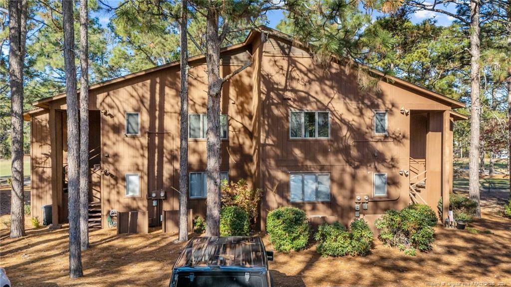 Southern Pines, NC 28387,304 Fairway Court