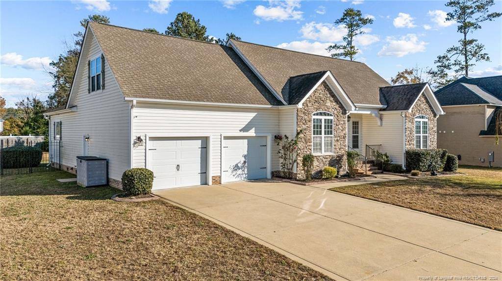 Raeford, NC 28376,271 Caswell Pines Lane