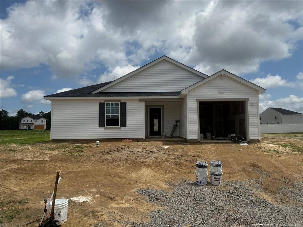 Hope Mills, NC 28348,952 Sapphire Stone Lane