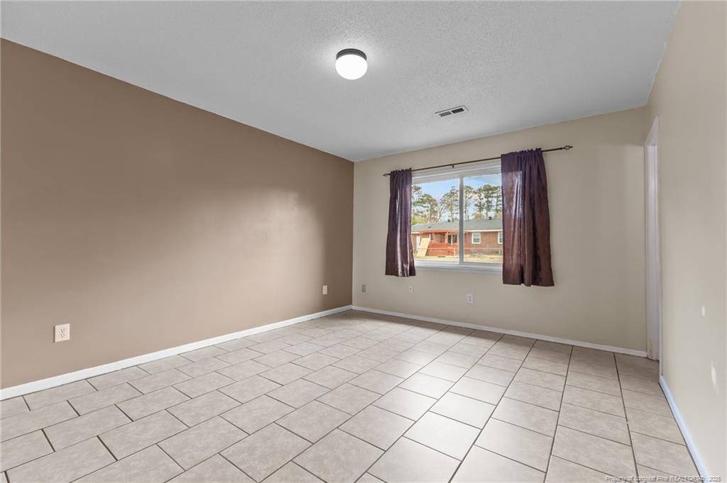Fayetteville, NC 28314,616 Missenburg Court