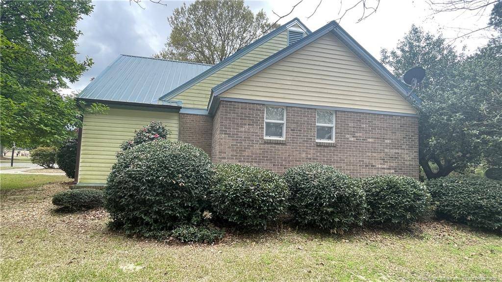 Clinton, NC 28328,107 Oakmont Drive