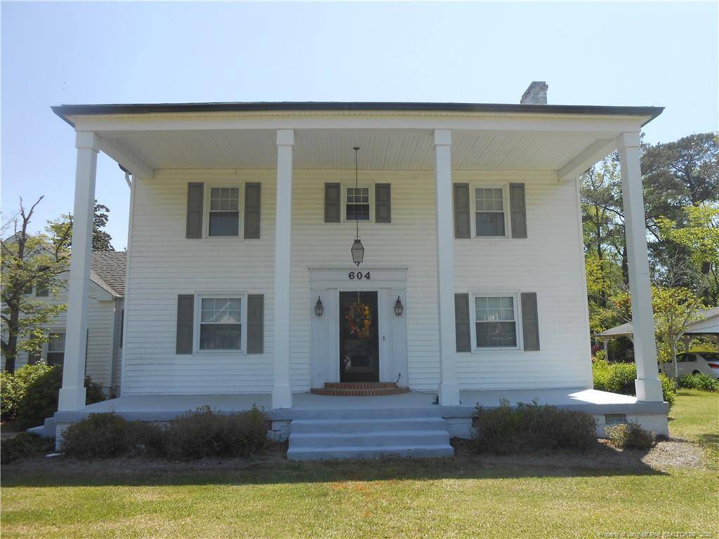 Bladenboro, NC 28320,604 S Main Street