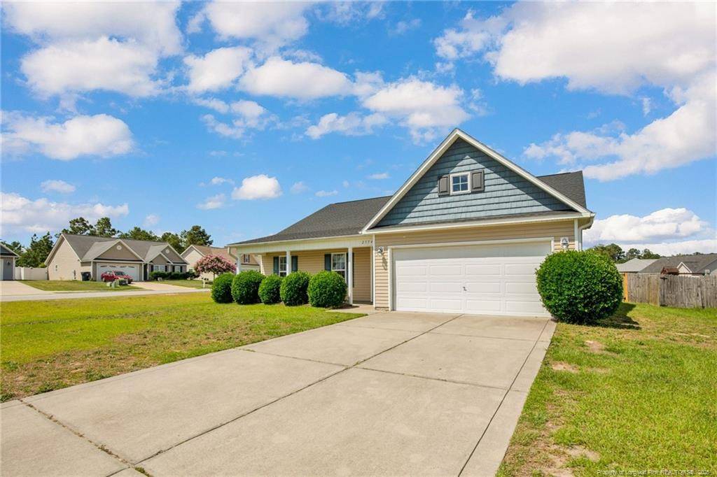 Hope Mills, NC 28348,2554 Hunting Bow Drive