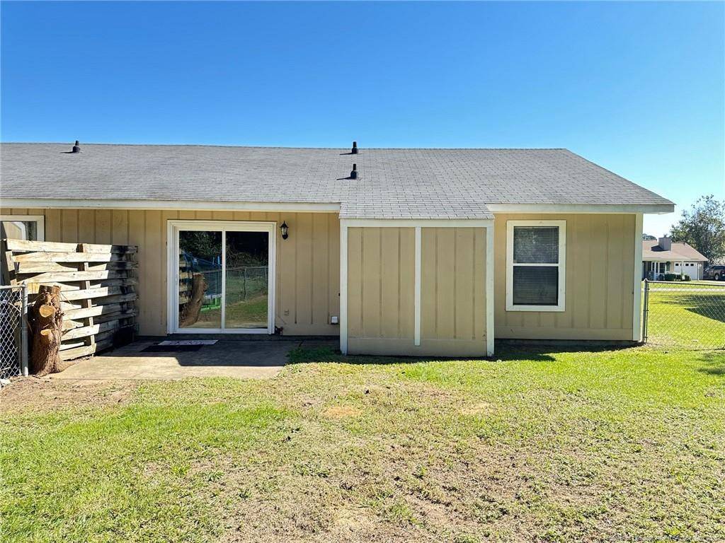 Raeford, NC 28376,166 Eulon Loop #B