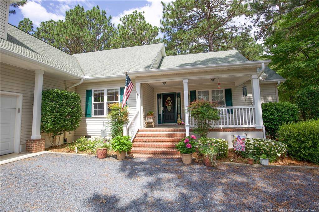 Vass, NC 28394,957 Blackeyed Susan Place