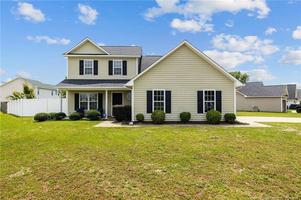 Fayetteville, NC 28314,1921 Yellowbrick Road
