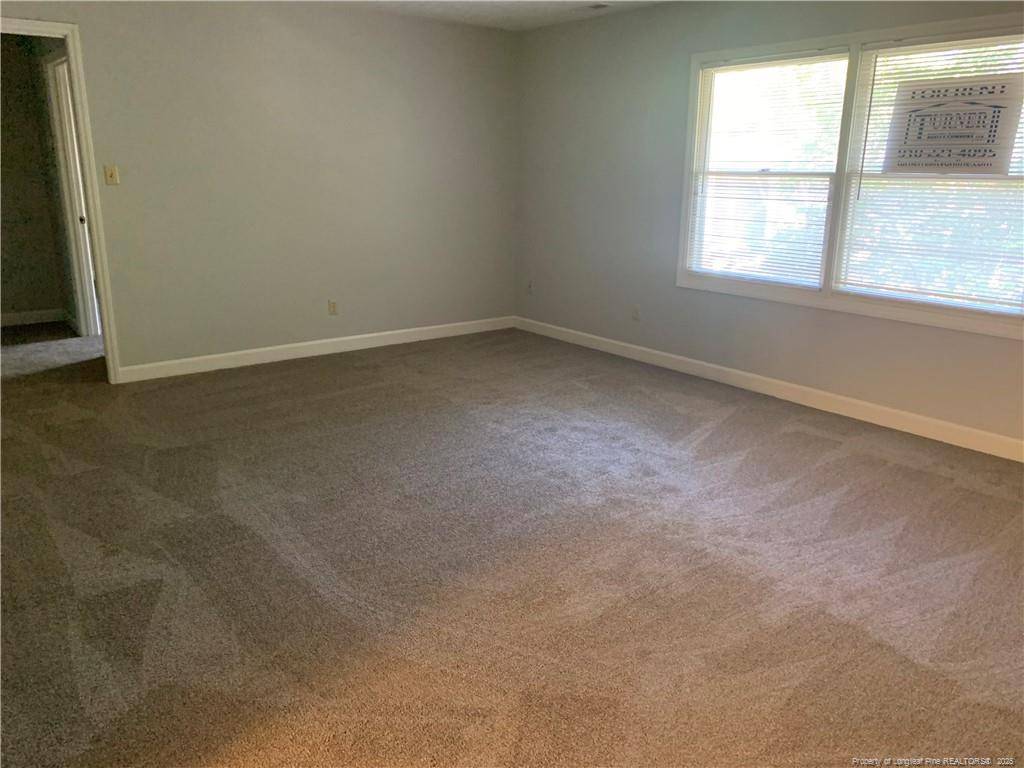 Fayetteville, NC 28305,230 Pinecrest Drive #9