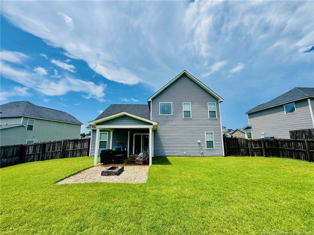 Hope Mills, NC 28348,843 Screech Owl Drive