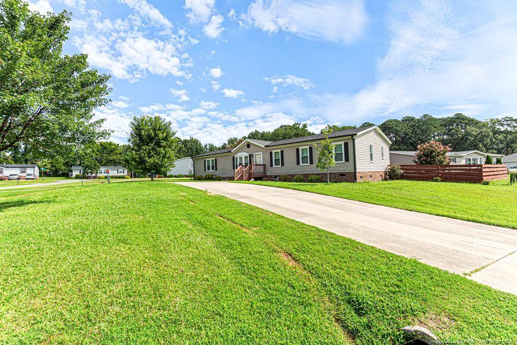 Smithfield, NC 27577,152 Rocks Edge Lane