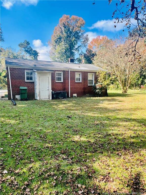 Maxton, NC 28364,207 E Rockingham Road