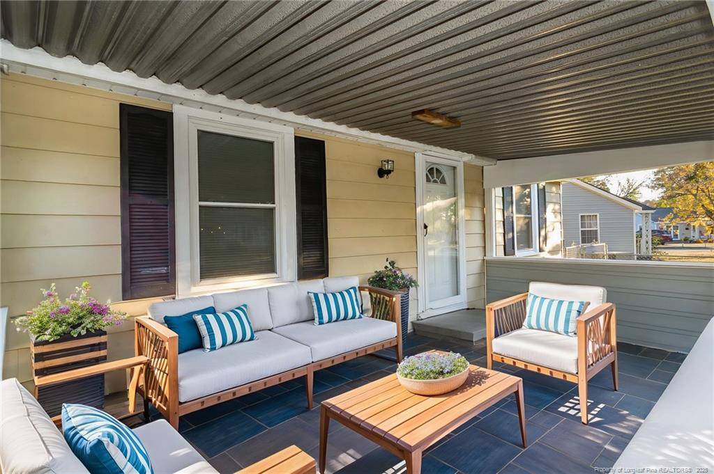 Dunn, NC 28334,407 S Little Avenue