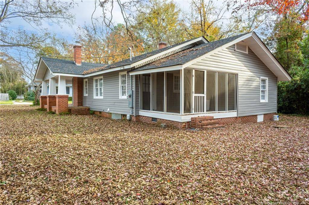 Maxton, NC 28364,105 N Elm Street
