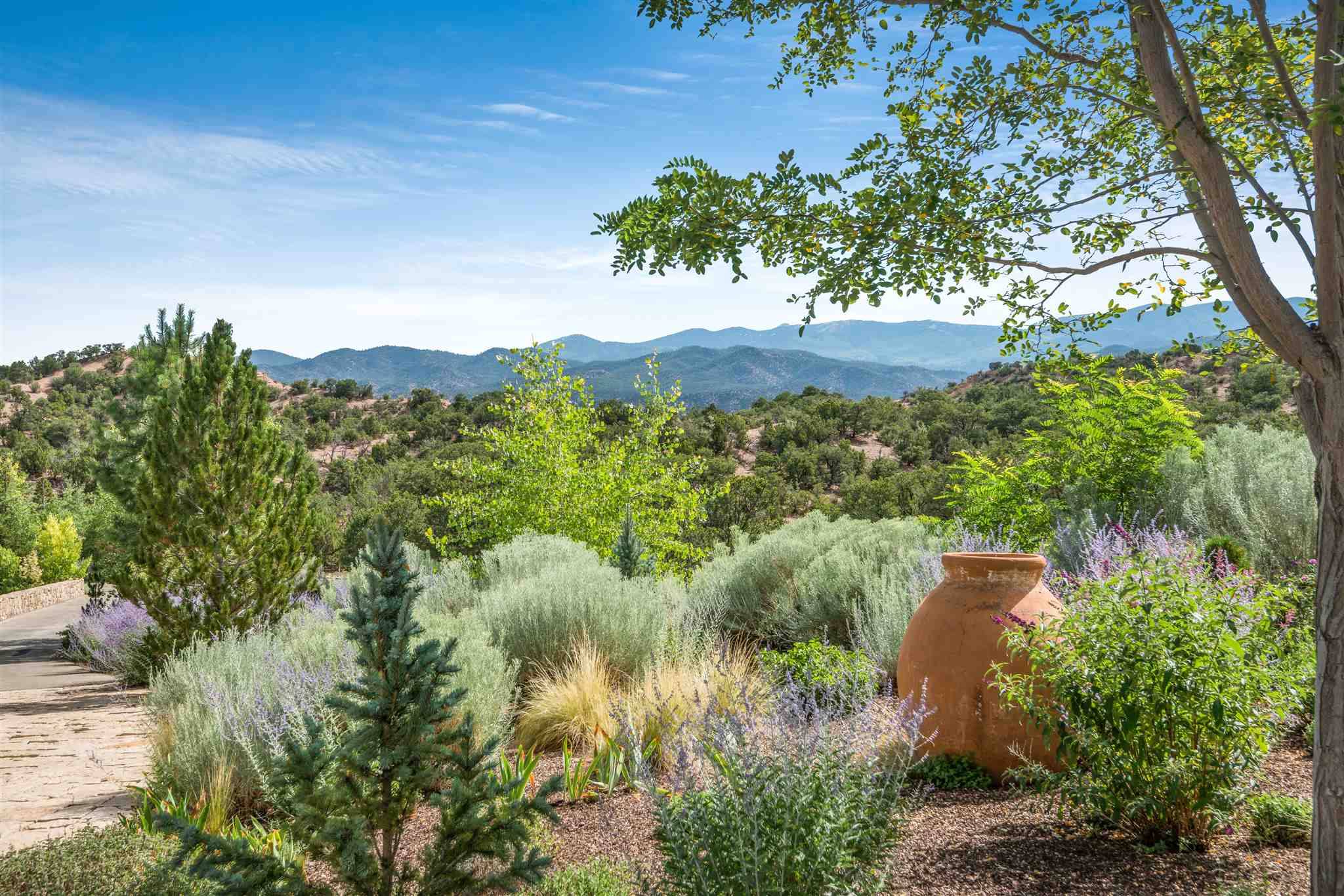 Santa Fe, NM 87501,109 115 117 Tesuque