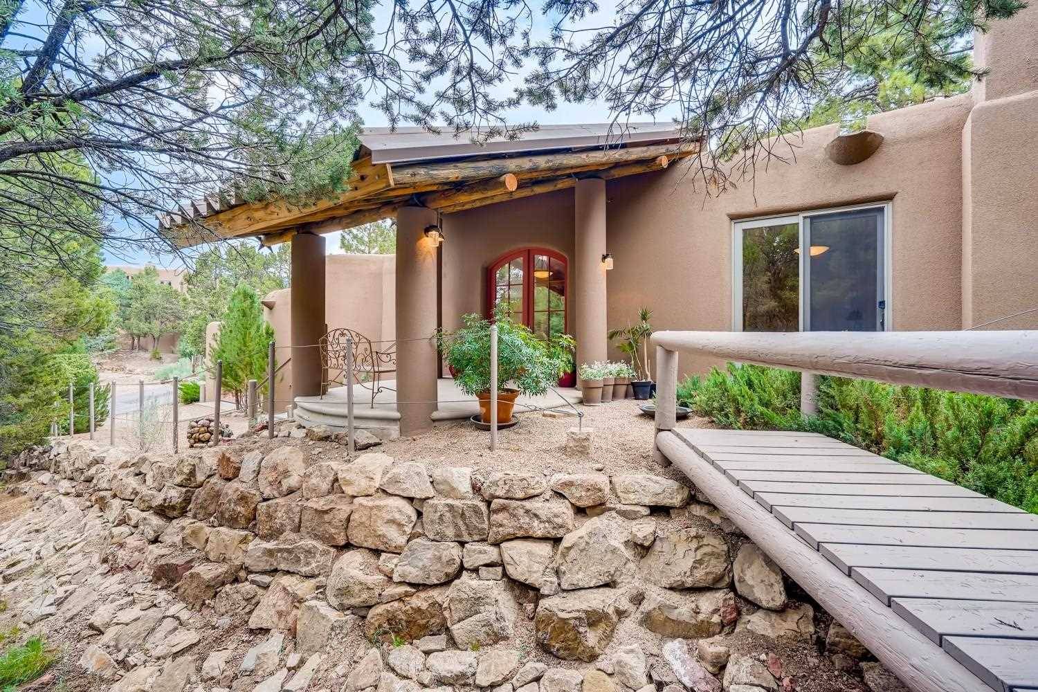 Santa Fe, NM 87501,1404 Tesuque Creek