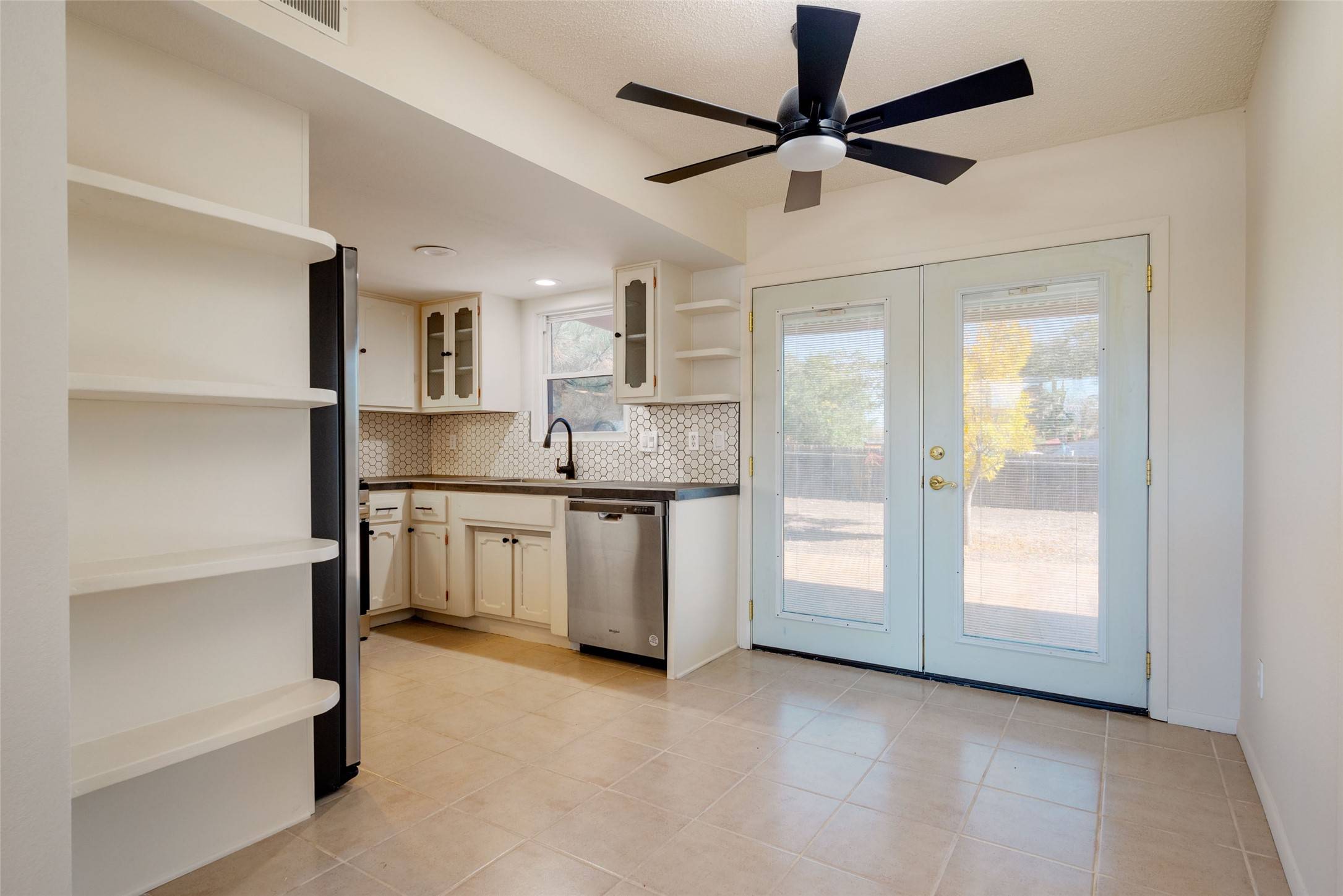 Santa Fe, NM 87507,3304 James