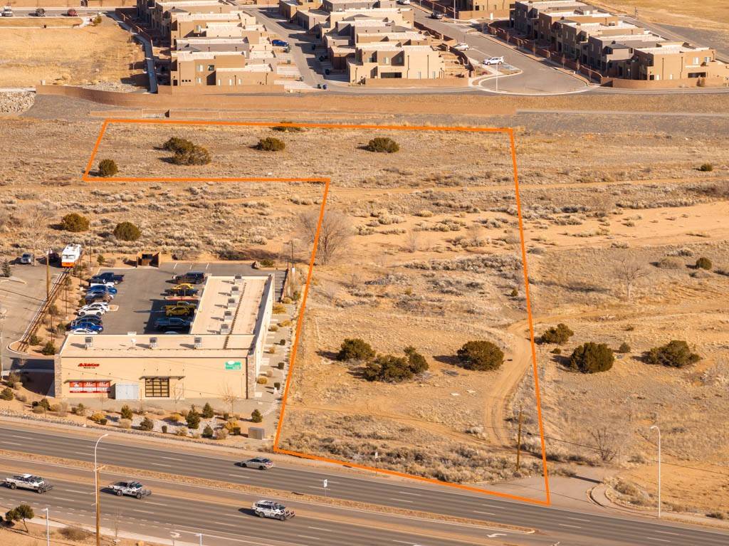 Santa Fe, NM 87507,6680 Cerrillos