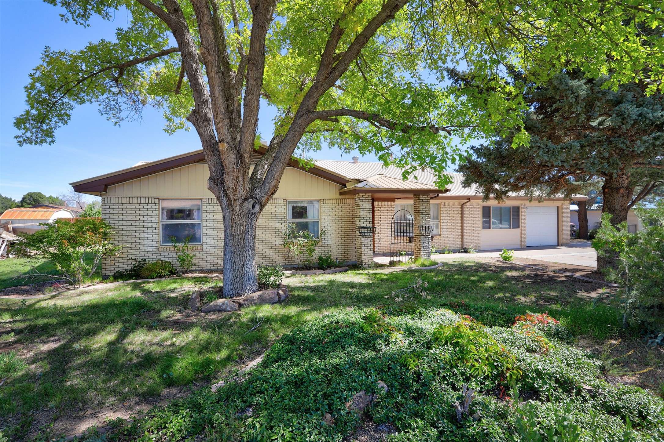 White Rock, NM 87547,206 Rover