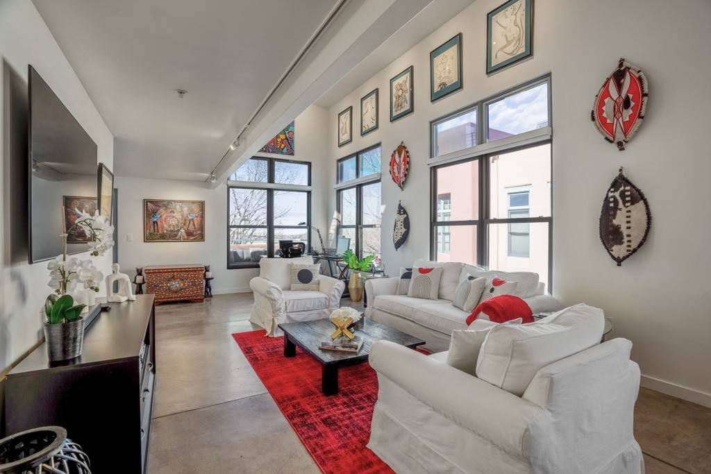 Santa Fe, NM 87505,1012 Marquez PL #302