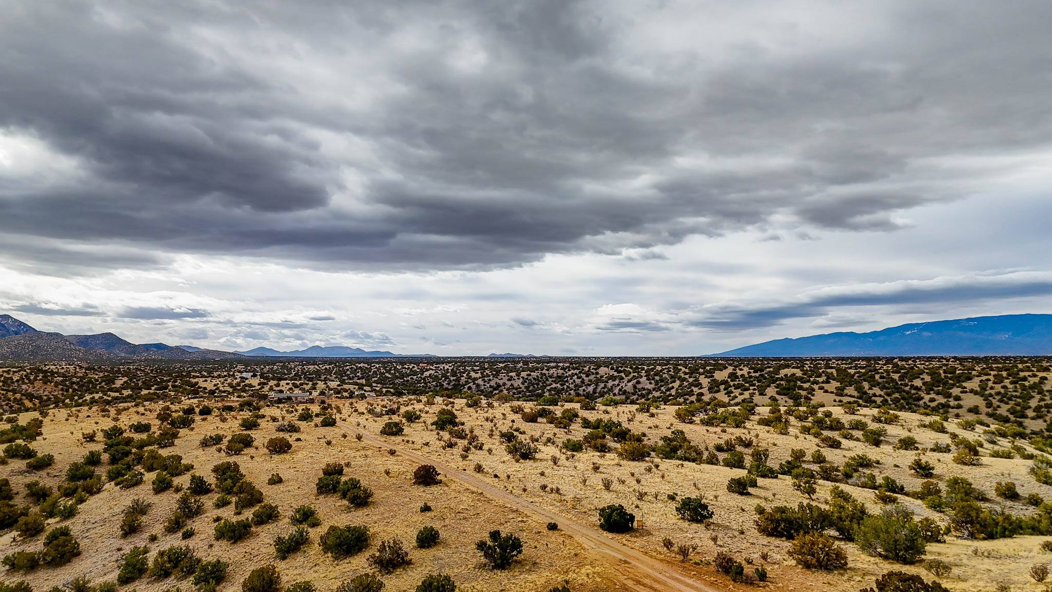 Cerrillos, NM 87010,401 Red Rock RD