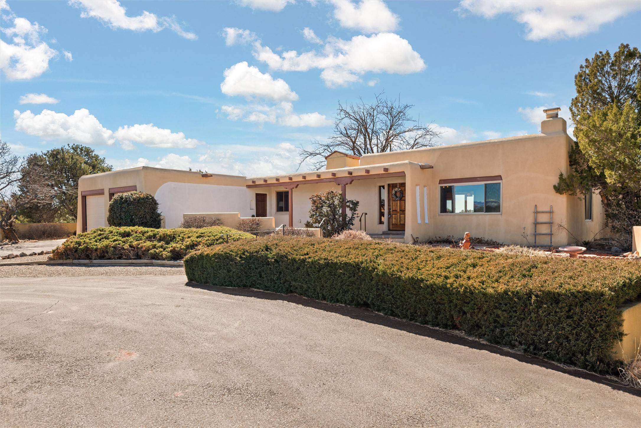White Rock, NM 87547,102 La Senda RD
