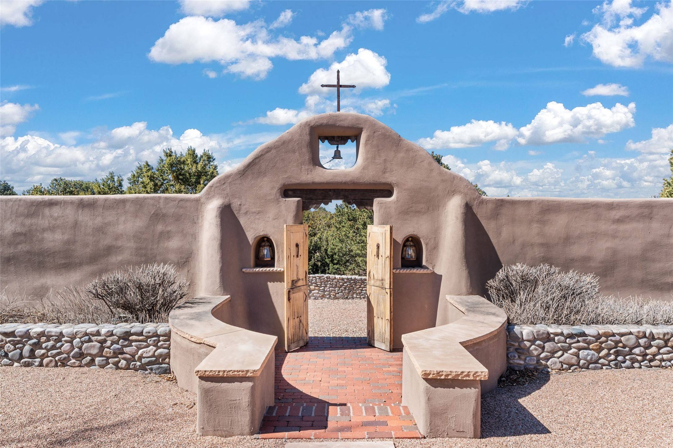Santa Fe, NM 87506,165 Tano RD
