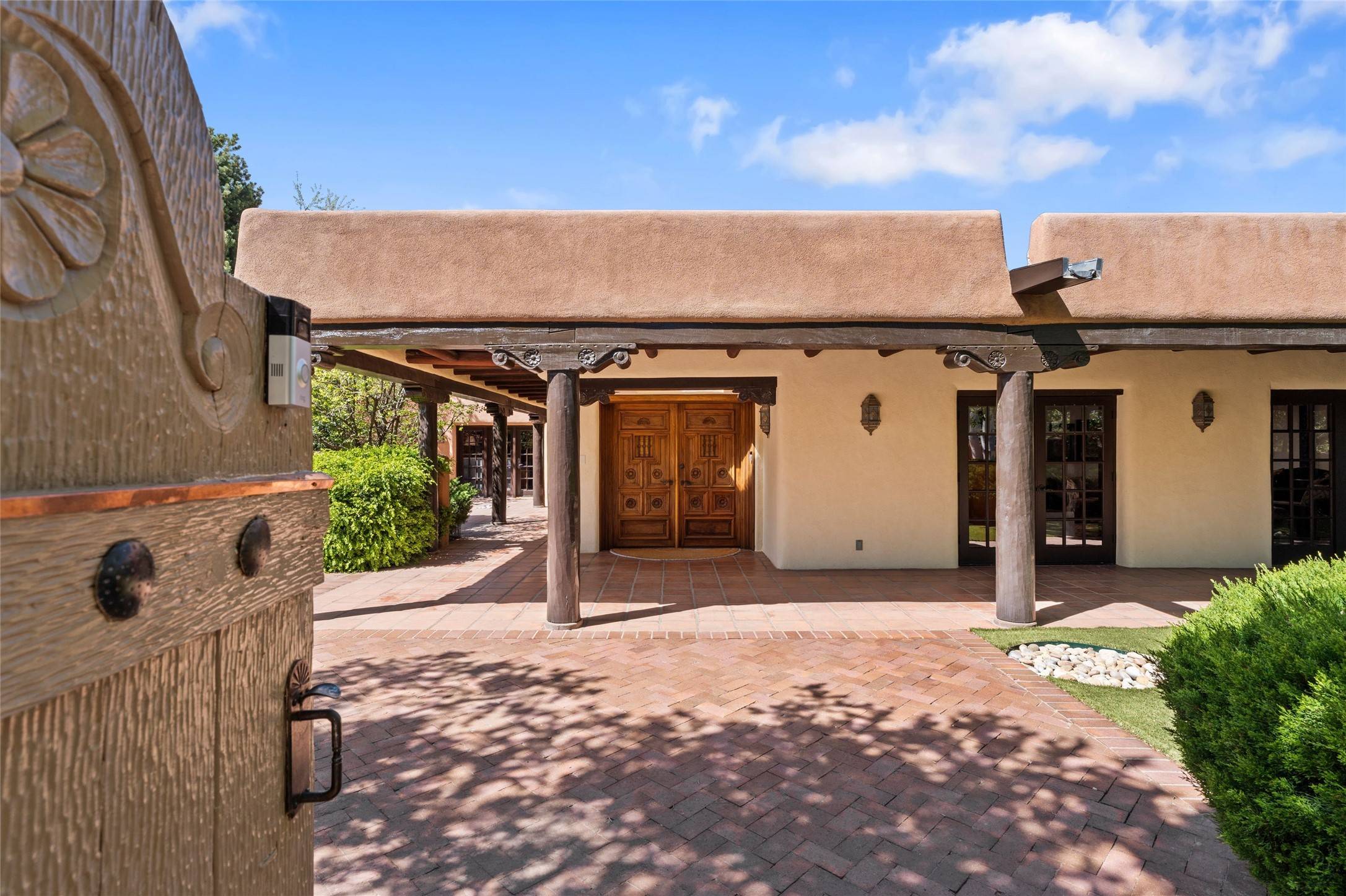 Santa Fe, NM 87505,620 Camino Rancheros