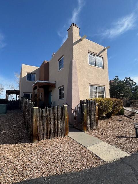 Santa Fe, NM 87505,2210 Miguel Chavez #317