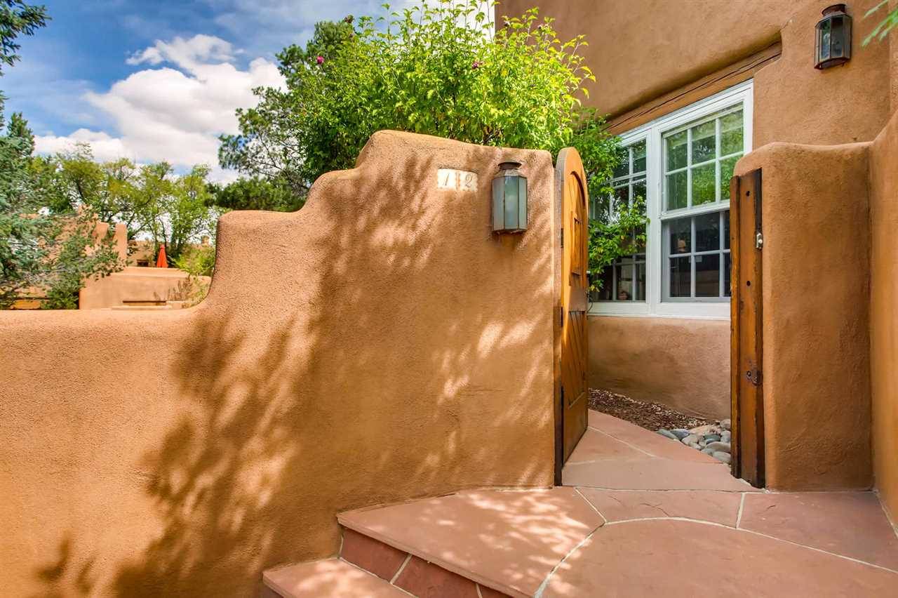 Santa Fe, NM 87501,334 Otero #12-1
