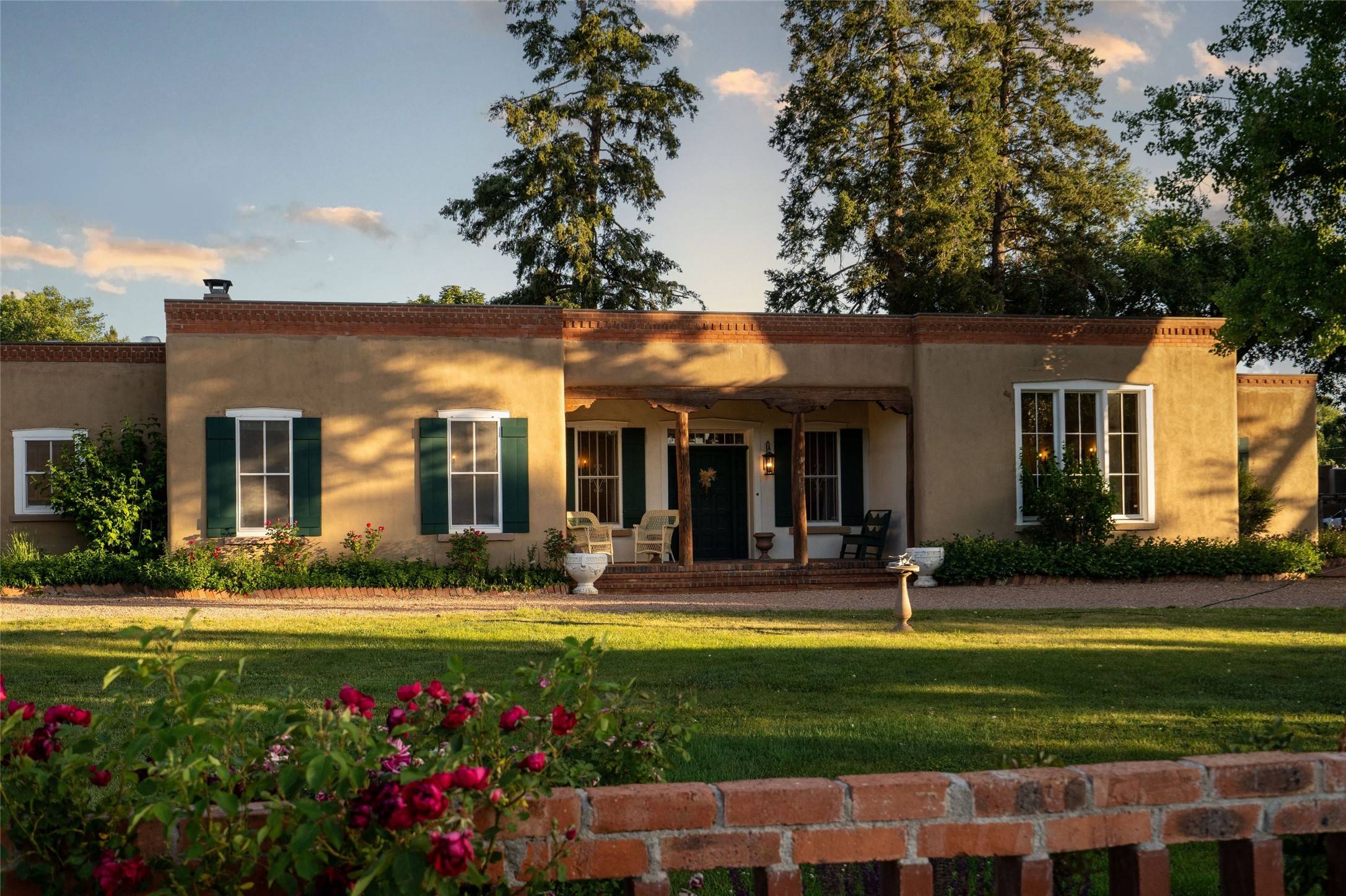 Santa Fe, NM 87505,614 Acequia Madre